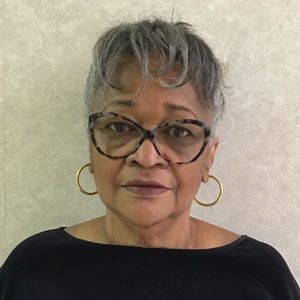 Meet your Posher, Rose